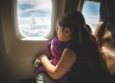 چگونه در هواپیما بچه ها را آرام و سرگرم نگه داریم؟